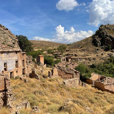 Pardos, uno de los pueblos abandonados de nuestra ruta