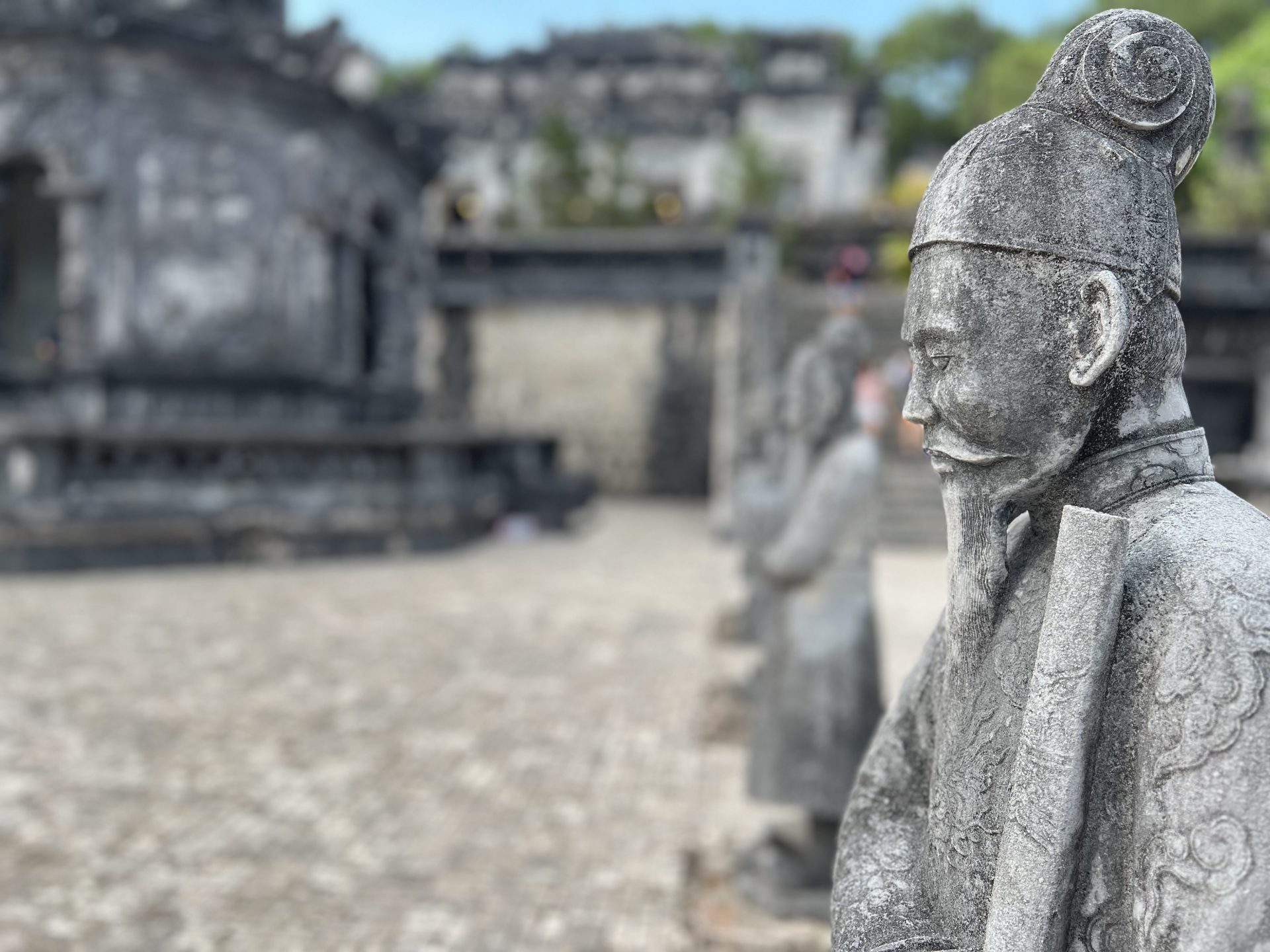 Vista frontal del complejo imperial en Hué