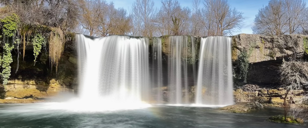 Cascada del Peñón en Pedrosa de Tobalina, una joya natural que te deja sin palabras
