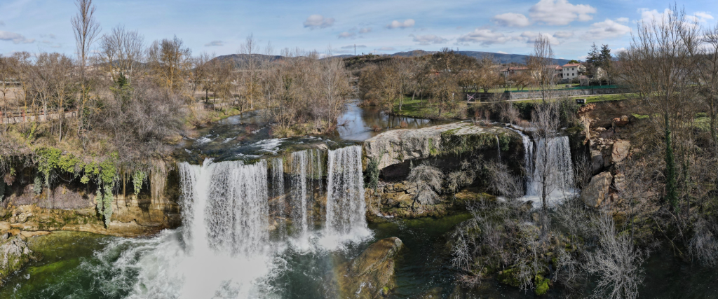 Cascada del Peñón en Pedrosa de Tobalina, una joya natural que te deja sin palabras