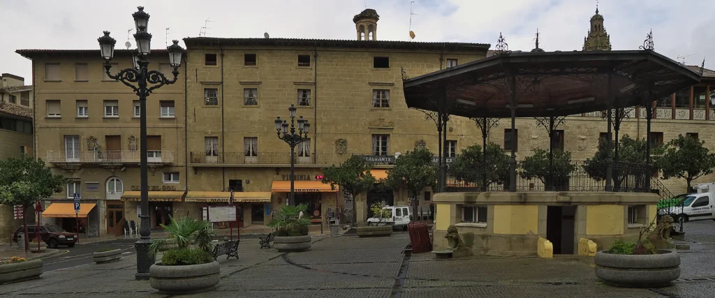 Plaza de la Paz en Haro, con el kiosko