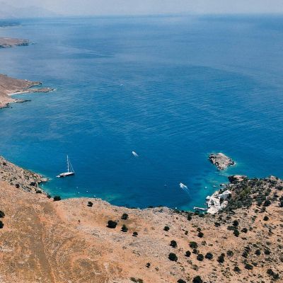 Foto-aerea-de-Loutro